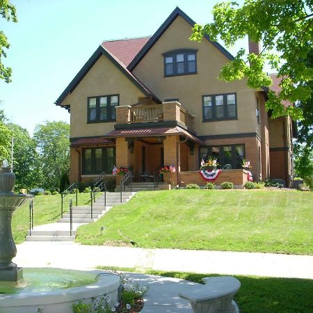 Westphal Mansion Inn Bed & Breakfast Hartford Ngoại thất bức ảnh