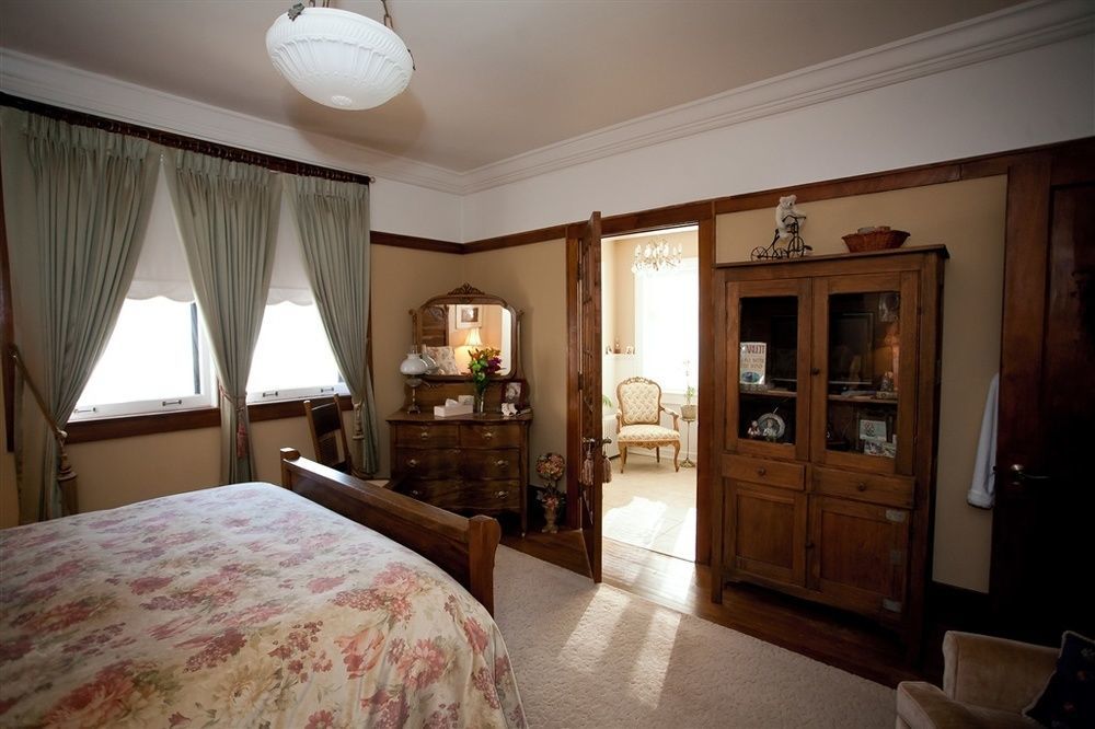 Westphal Mansion Inn Bed & Breakfast Hartford Ngoại thất bức ảnh