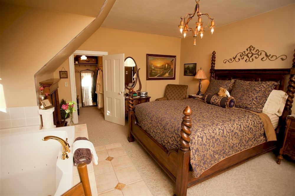Westphal Mansion Inn Bed & Breakfast Hartford Ngoại thất bức ảnh