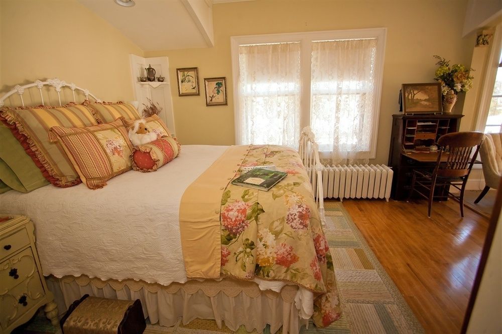Westphal Mansion Inn Bed & Breakfast Hartford Ngoại thất bức ảnh