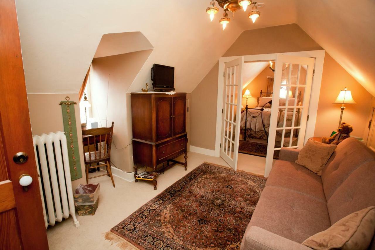 Westphal Mansion Inn Bed & Breakfast Hartford Ngoại thất bức ảnh