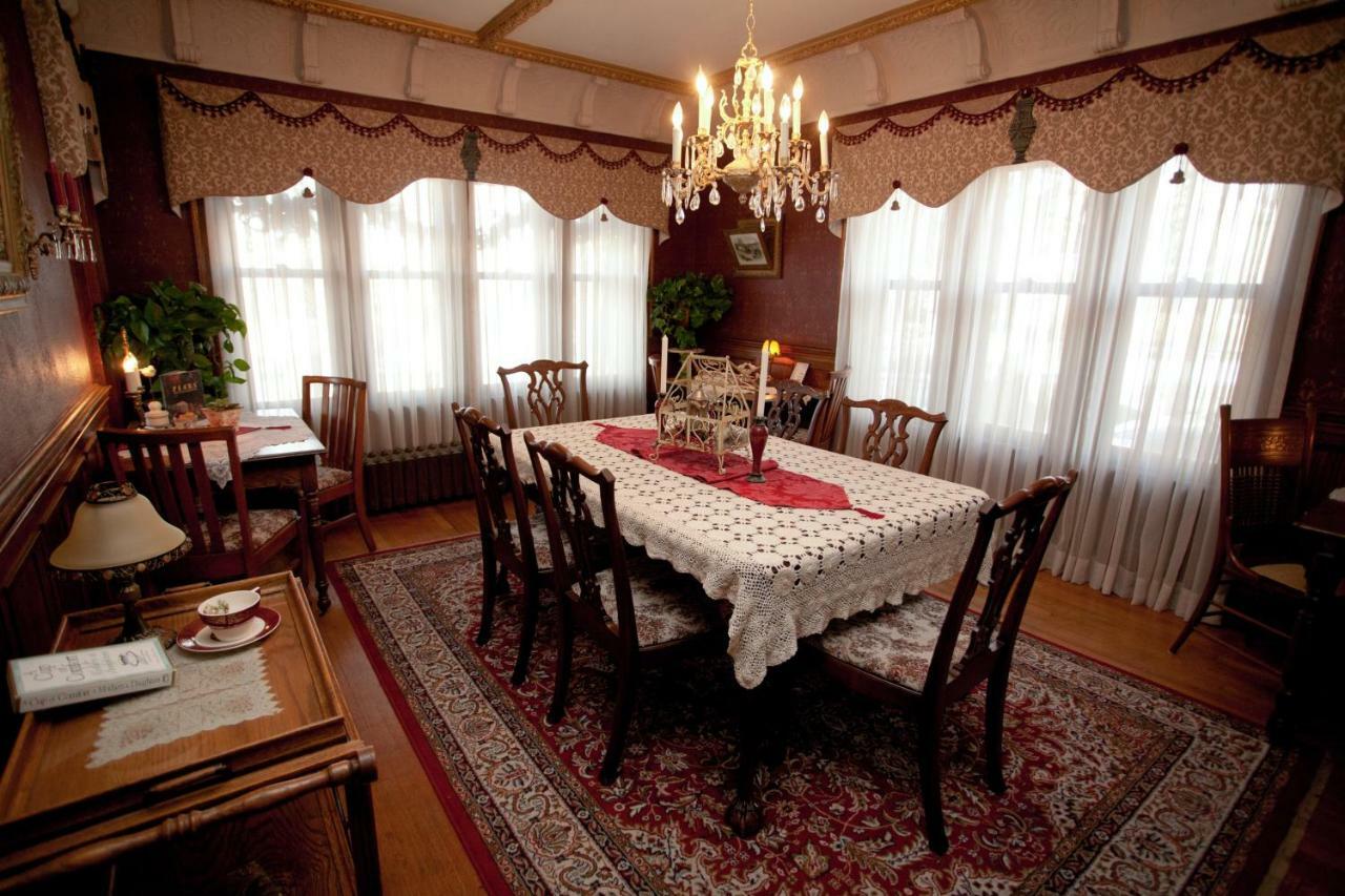 Westphal Mansion Inn Bed & Breakfast Hartford Ngoại thất bức ảnh